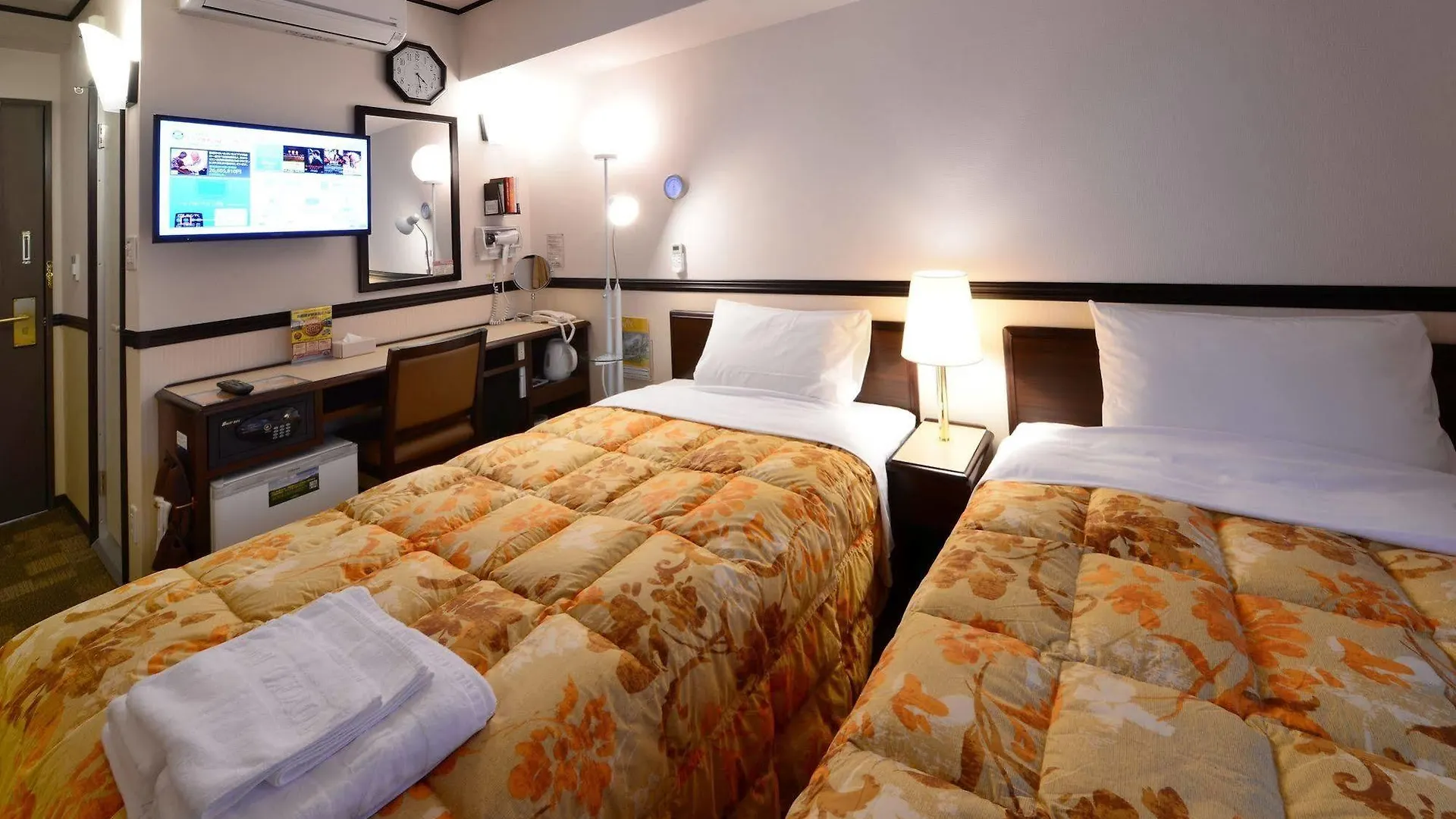 *** Hotel Toyoko Inn Osaka Namba Nishi Japan
